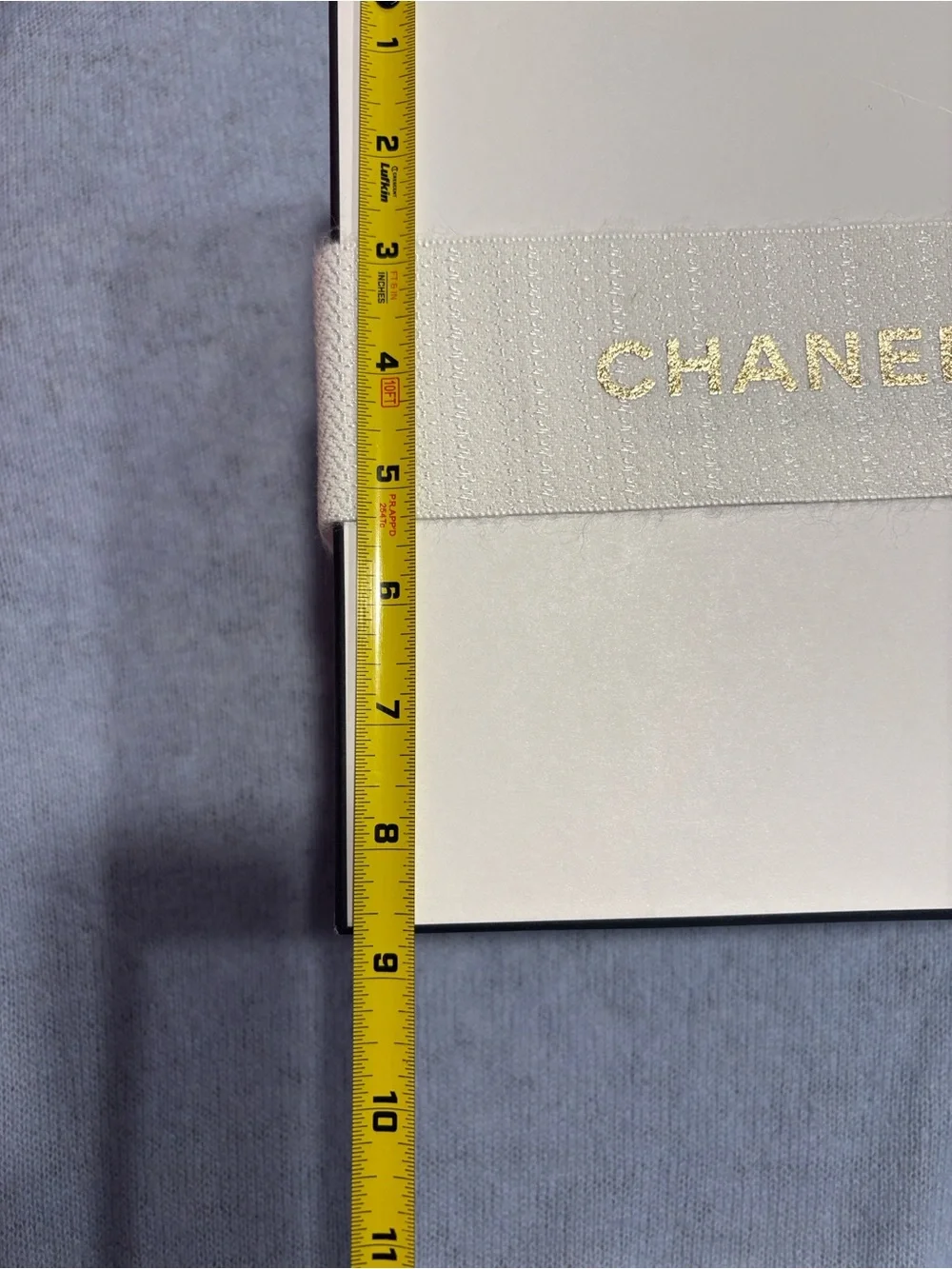 CHANEL White Box w Black Logo &Gold-Stamped Ribbon &drawstring dust bag
